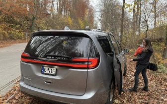 Minivans Chrysler Pacifica 2018 Srebrny