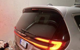 Minivans Chrysler Pacifica 2018 Srebrny