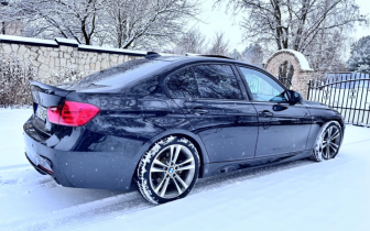 Sedans BMW Series 3 2013 Czarny