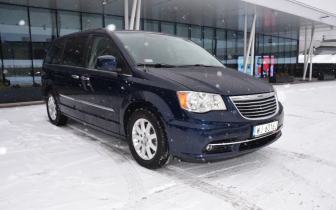 Minivans Chrysler Town & Country 2016 Granatowy