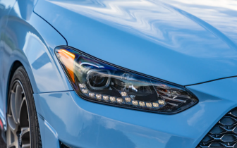 Sedans Hyundai Veloster 2019 Granatowy