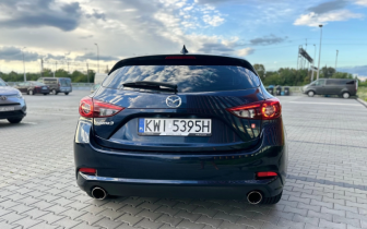 Hatchbacks Mazda 3 2018 Granatowy