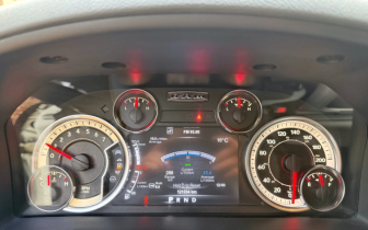 Pickups RAM 1500 2016 Biały