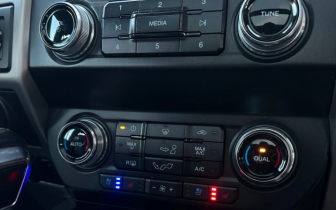 Pickups Ford F-150 2019 Biały