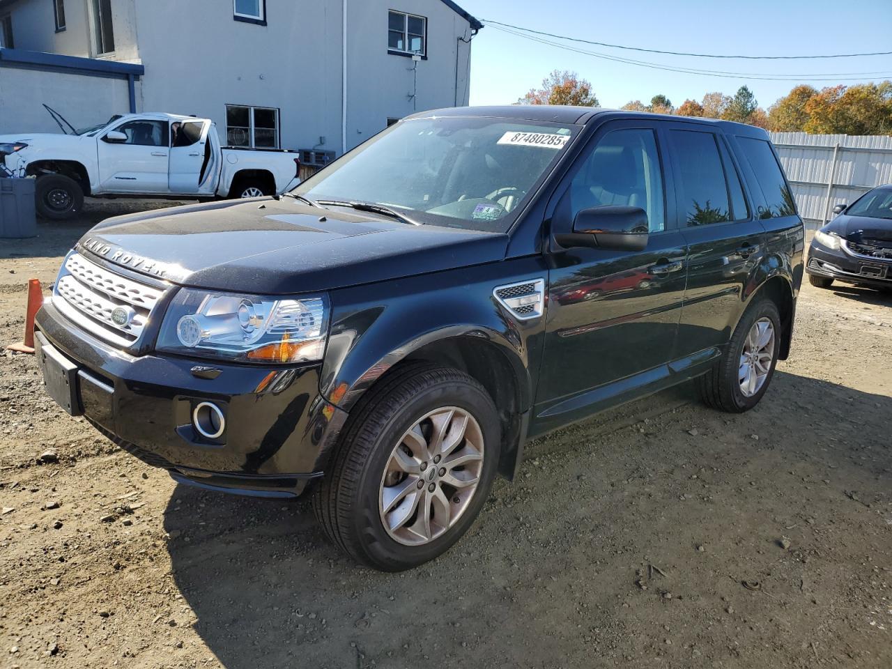 SUVs Land Rover LR2 2013 Czarny