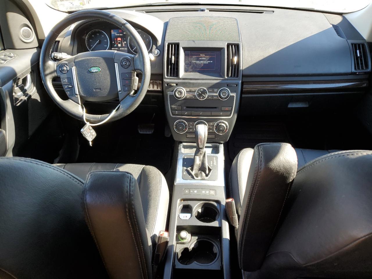 SUVs Land Rover LR2 2013 Czarny