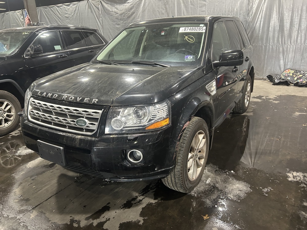 SUVs Land Rover LR2 2013 Czarny