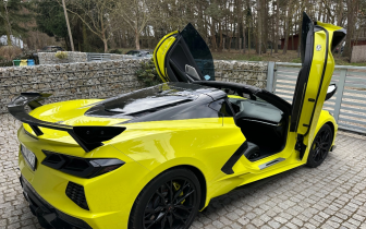 Coupet Chevrolet Corvette 2023 Żółty