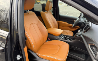 SUVs Chrysler Pacifica 2022 Czarny