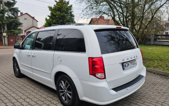 Minivans Dodge Grand Caravan 2017 Biały