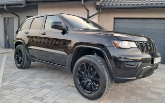 SUVs Jeep Grand Cherokee 2017 Czarny