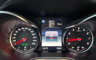 Sedans Mercedes-Benz Klasa C 2016 Granatowy