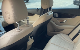 Sedans Mercedes-Benz Klasa C 2016 Granatowy