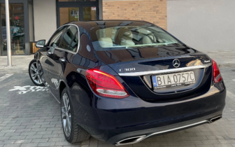 Sedans Mercedes-Benz Klasa C 2016 Granatowy