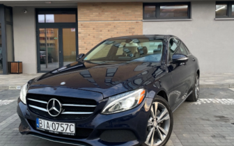Sedans Mercedes-Benz Klasa C 2016 Granatowy
