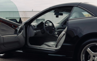 Coupet Mercedes-Benz SL 500 2001 Czarny