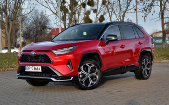 SUVs Toyota RAV4 2023 Czerwony