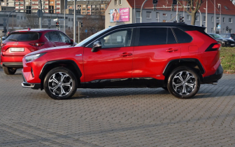 SUVs Toyota RAV4 2023 Czerwony