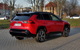 SUVs Toyota RAV4 2023 Czerwony