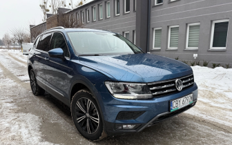 SUVs Volkswagen  Tiguan Allspace 2.0 TSI 4Mot Highline DSG 2018 Granatowy