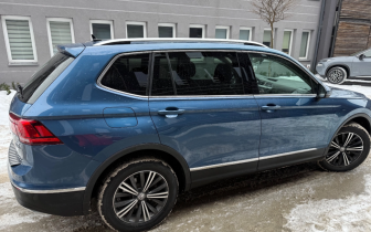 SUVs Volkswagen  Tiguan Allspace 2.0 TSI 4Mot Highline DSG 2018 Granatowy