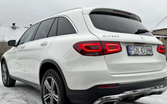 SUVs Mercedes-Benz  GLC 300 4Matic 9G-TRONIC 2020 Biały