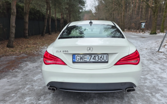 Coupet Mercedes-Benz  CLA 250 7G-DCT 2014 Biały