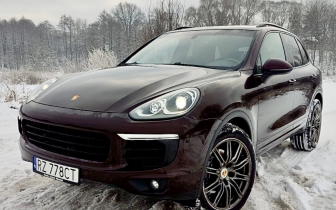 SUVs Porsche  Cayenne 2016 Burgundy