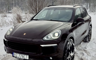 SUVs Porsche  Cayenne 2016 Burgundy