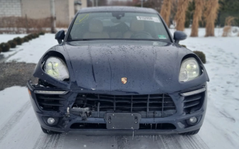 SUVs Porsche  Macan S PDK 2015 Blue