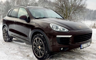 SUVs Porsche  Cayenne 2016 Burgundy