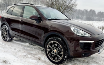 SUVs Porsche  Cayenne 2016 Burgundy