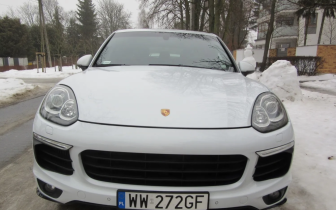 SUVs Porsche  Cayenne S Tiptronic S 2014 Biały