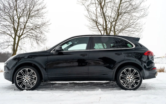 SUVs Porsche  Cayenne Tiptronic S 2016 Black