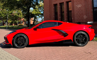 Coupet Chevrolet  Corvette 2022 Czerwony