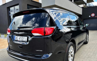 Minivans Chrysler  Pacifica 2017 Czarny