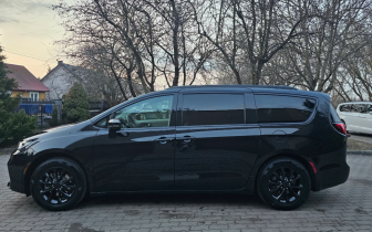 Minivans Chrysler  Pacifica 2022 Black