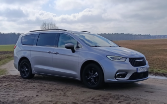 Minivans Chrysler  Pacifica 2021 Silver