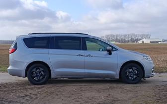 Minivans Chrysler  Pacifica 2021 Silver