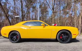 Coupet Dodge  Challenger Automatik R/T Plus Classic 2017 Żółty