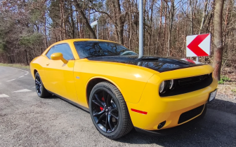 Coupet Dodge  Challenger Automatik R/T Plus Classic 2017 Żółty