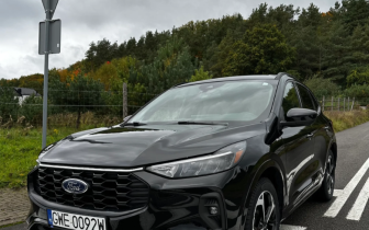 SUVs Ford  Kuga 2.0 EcoBoost AWD ST-Line ASS 2023 Czarny