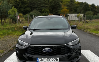 SUVs Ford  Kuga 2.0 EcoBoost AWD ST-Line ASS 2023 Czarny