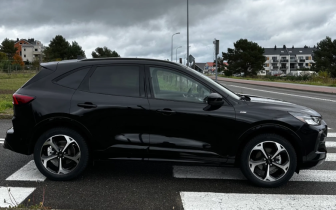 SUVs Ford  Kuga 2.0 EcoBoost AWD ST-Line ASS 2023 Czarny