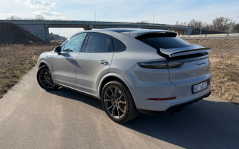 SUVs Porsche  Cayenne Turbo 2021 Szary