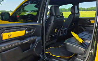 Minivans RAM  1500 2021 Żółty