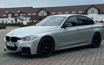Sedans BMW  Seria 3 328i 2013 Srebrny