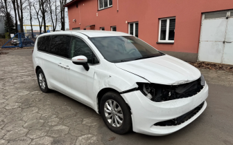 Minivans Chrysler  Pacifica 2018 White