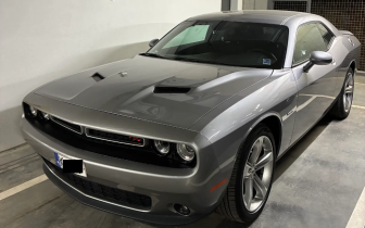 Coupet Dodge  Challenger Automatik R/T Plus 2018 Silver