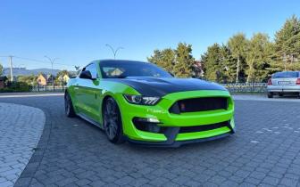 Coupet Ford  Mustang 2015 Zielony
